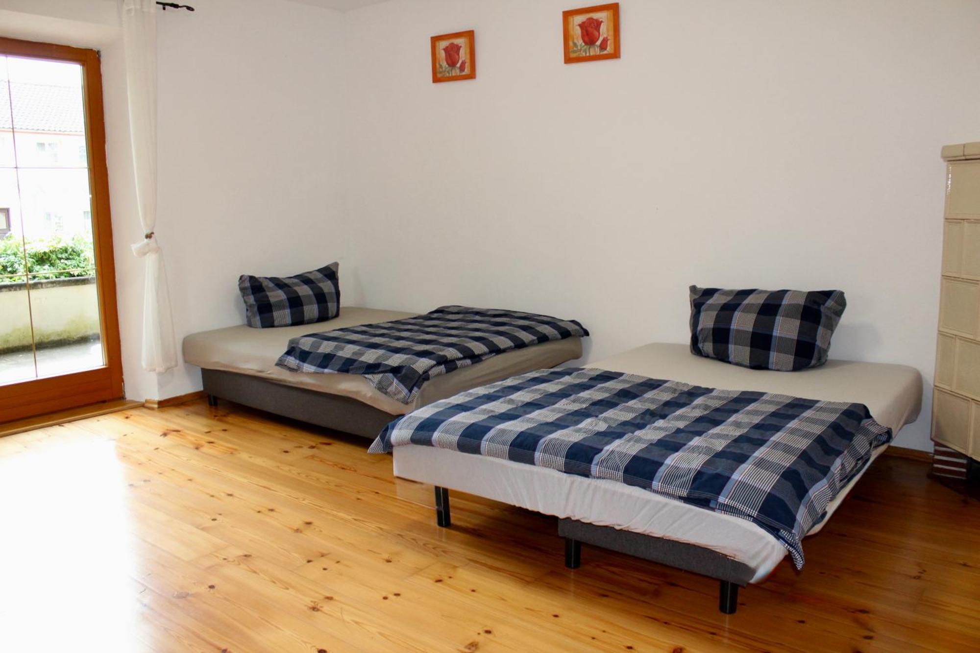 Ferienhaus Mit Garten Fuer Bis Zu 6 Personen 로젠하임 외부 사진
