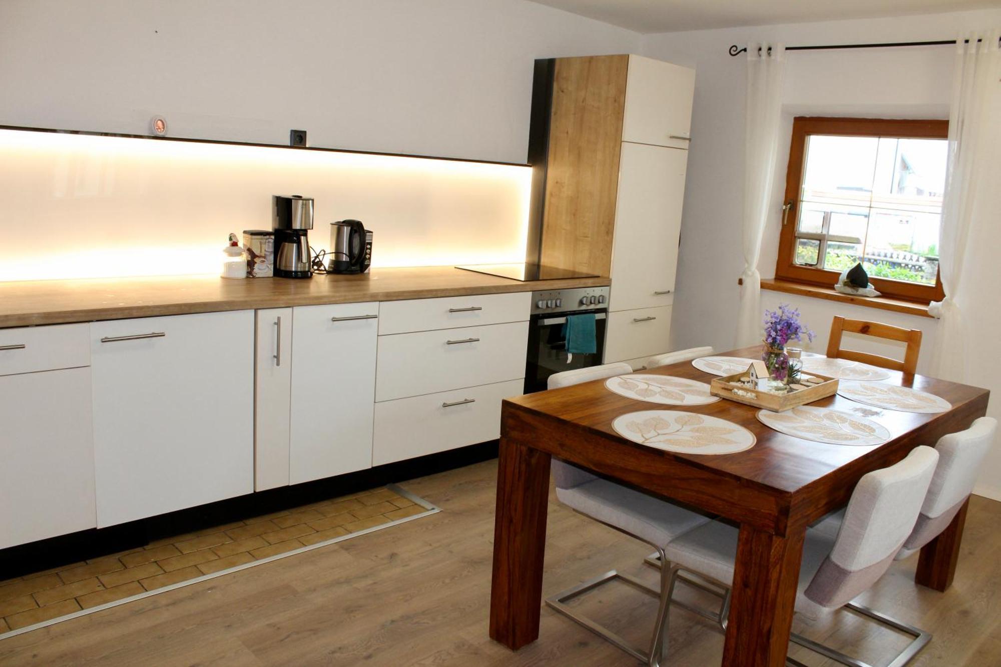 Ferienhaus Mit Garten Fuer Bis Zu 6 Personen 로젠하임 외부 사진